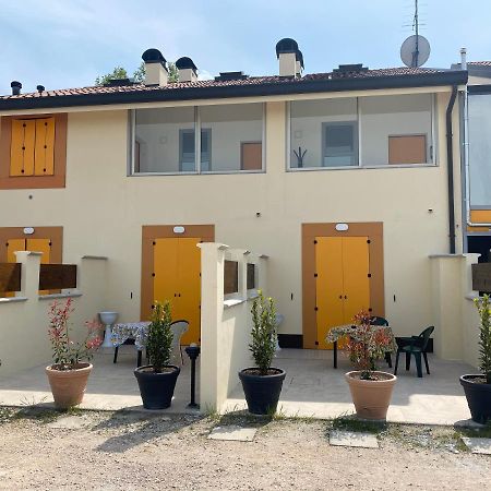 Gold Oasi - Business Solution Aparthotel Φεράρα Εξωτερικό φωτογραφία