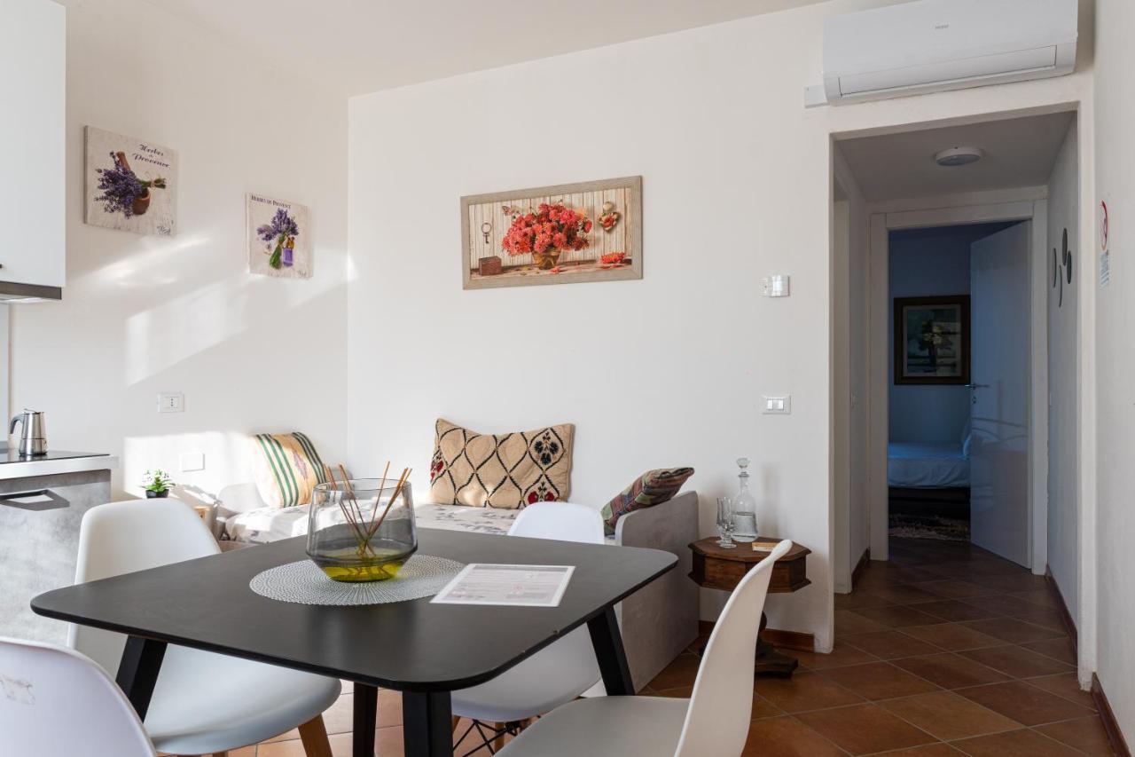 Gold Oasi - Business Solution Aparthotel Φεράρα Εξωτερικό φωτογραφία